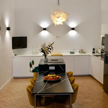Peral Boutique Apartaments Seville Exterior photo