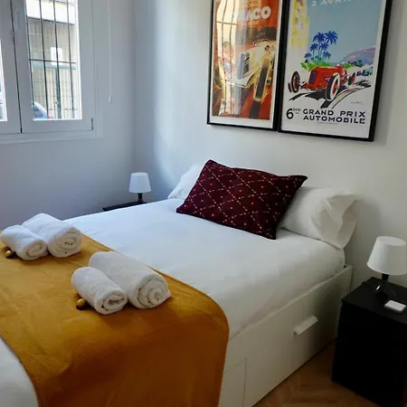 Peral Boutique Apartaments Seville Exterior photo